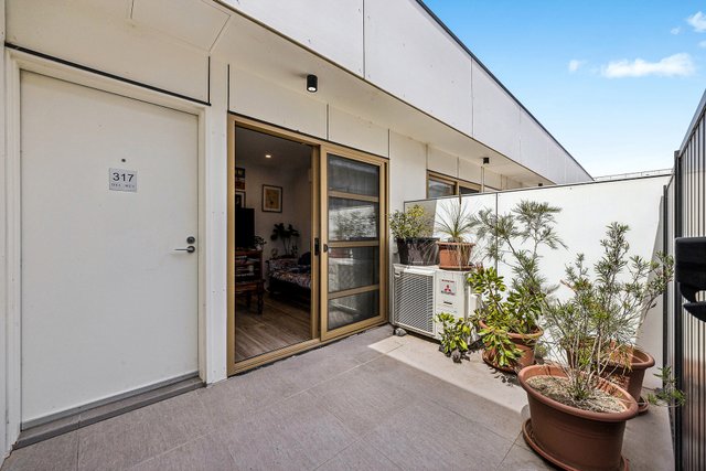 317/43 Arthur Blakeley Way, ACT 2611
