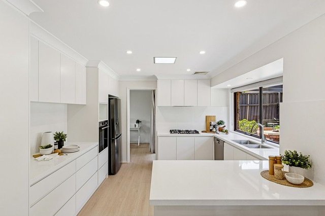 10 Lexcen Place, NSW 2122