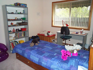 Bedroom (2003-10-24)