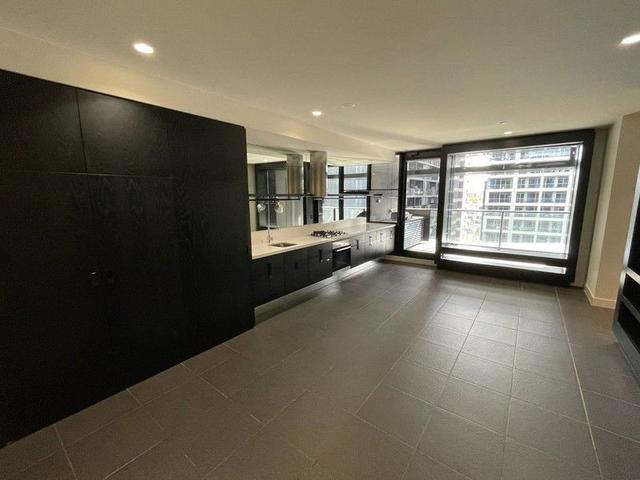 1104/12-14 Claremont Street, VIC 3141