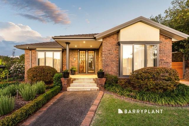 2 Oakridge  Close, VIC 3156