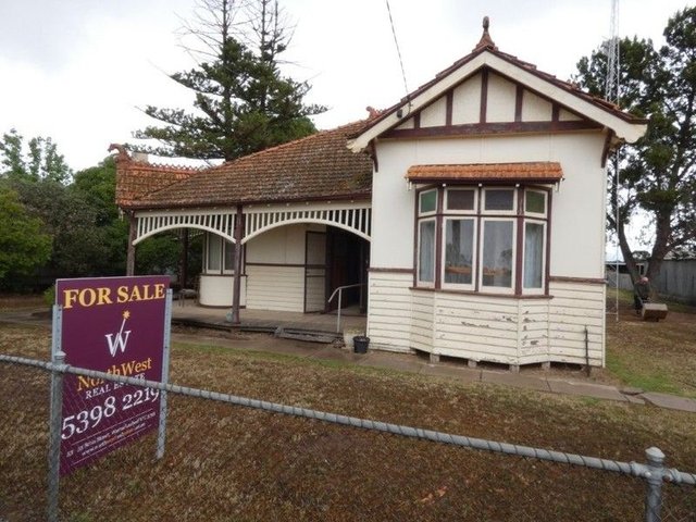 9 Cust Street, VIC 3424