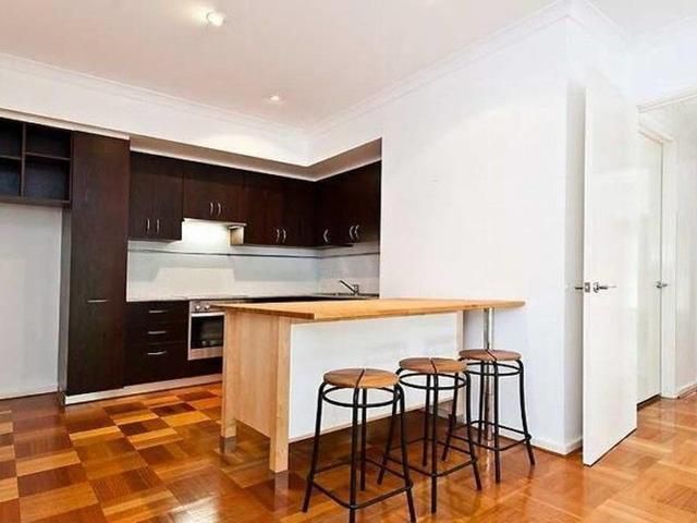 8/20 Saunders Street, WA 6004