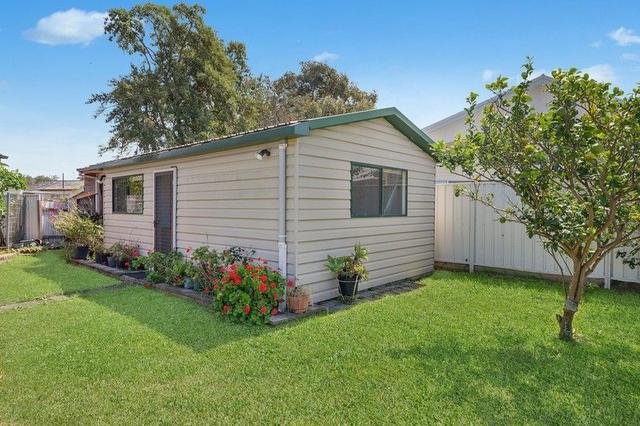 1 Rhodin Drive, NSW 2261