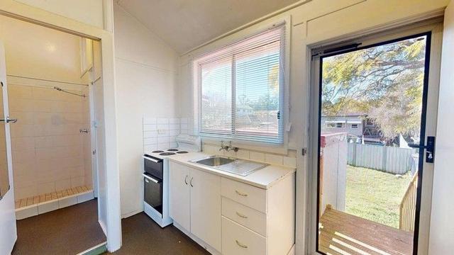 2/18 Harrison Street, NSW 2285