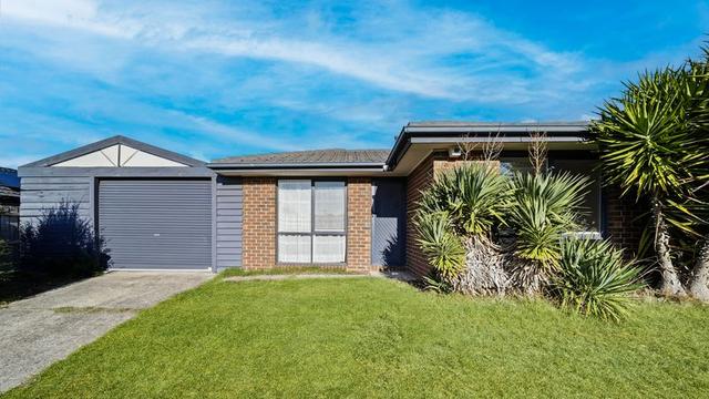 11 Finbar Crescent, VIC 3805