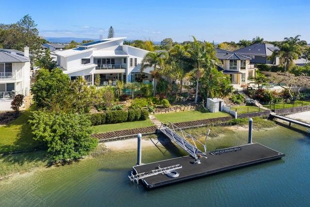 10 Saint Tropez Terrace, QLD 4217