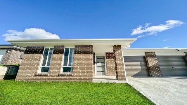 48 Banjo Paterson Avenue, NSW 2850