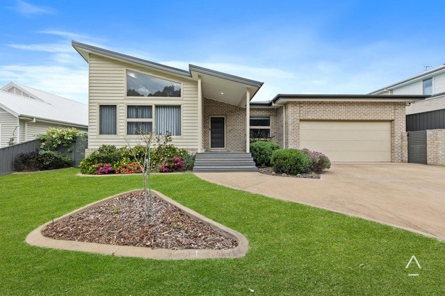 32 Macquarie Drive, NSW 2539