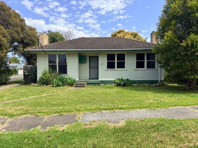 27 Howard Street, VIC 3850