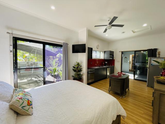 6 Sanctuary Cres, QLD 4852