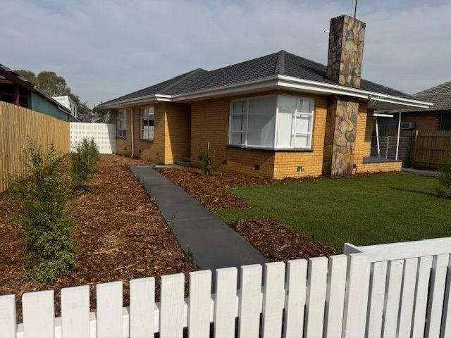 16 Wallace Street, VIC 3840