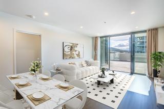Lounge & dining