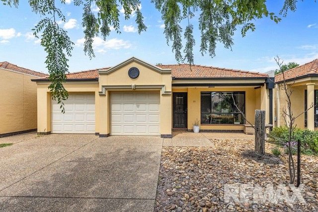 25 Galing Place, NSW 2650