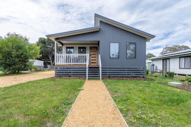 4 Cove Street, VIC 3851