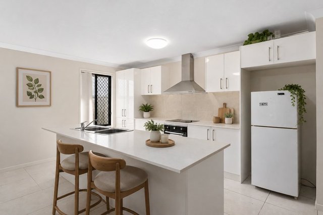 11 Tahr Place, QLD 4503
