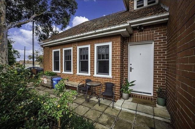2/103 Atherton Road, VIC 3166