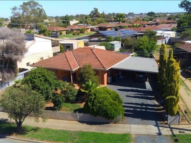 28 Norton Drive, VIC 3629