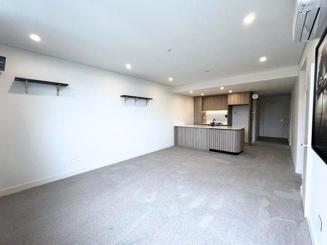 828/8 Lapwing Street, NSW 2127