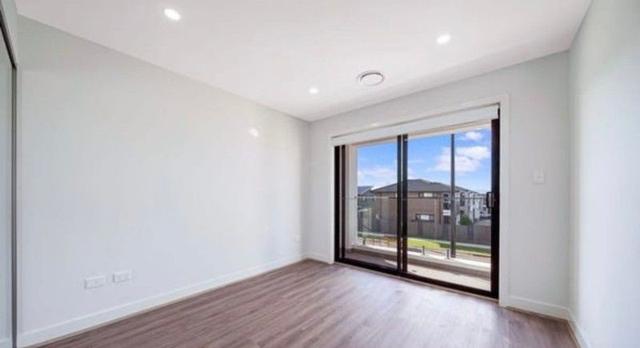 24 Dowse Ave, NSW 2765