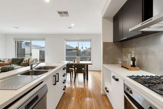 6 Delson Way, VIC 3064