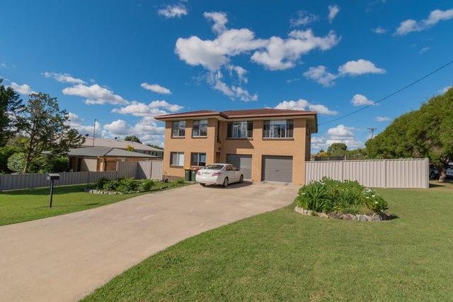 8 Redgwell Street, QLD 4370