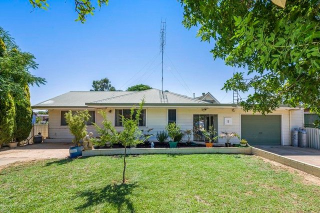 5 Kintore Street, WA 6510