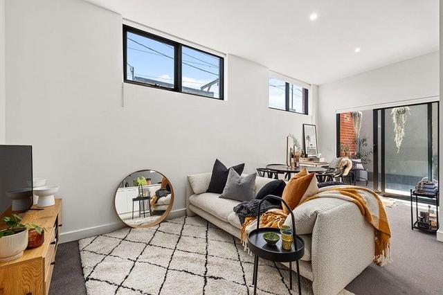 2/67 Patterson Rd, VIC 3204