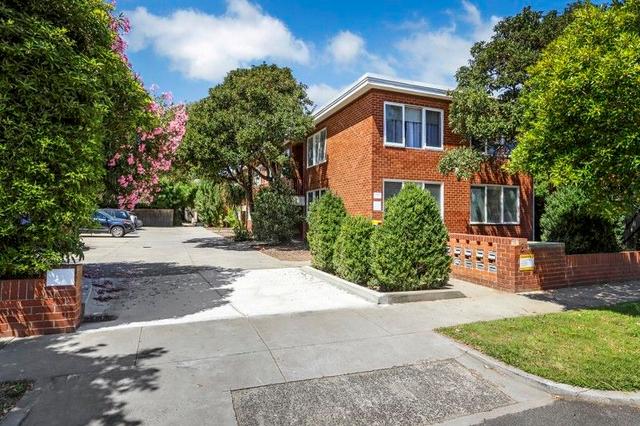 2/8 Clyde Street, VIC 3032