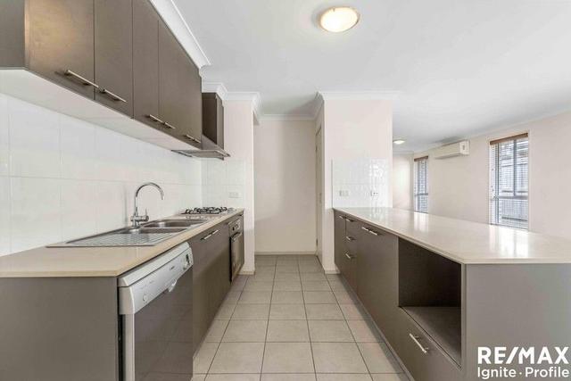 90 Valentine Circuit, QLD 4300