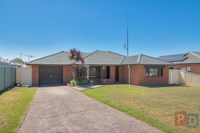 2 Falkiner Crescent, NSW 2330