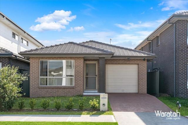 13 Coromandel Street, NSW 2765