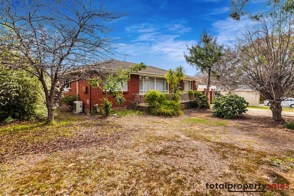 4 Hodgeman Street, Mawson ACT 2607 Allhomes