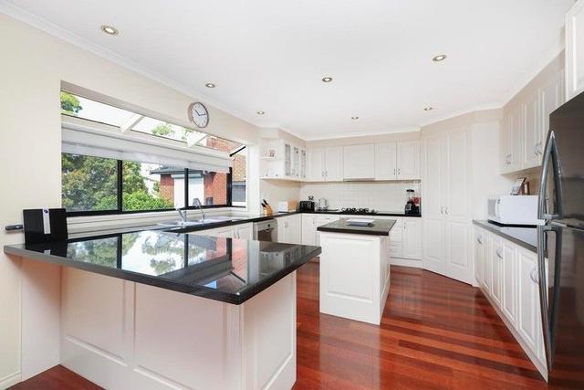 51 Burrowye Crescent, VIC 3036