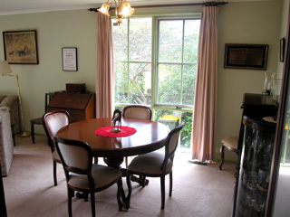 Dining (2005-02-03)