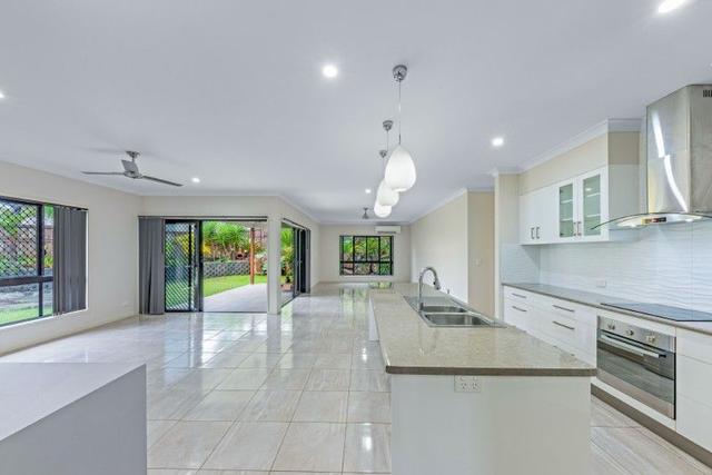 13 Pearl Street, QLD 4802