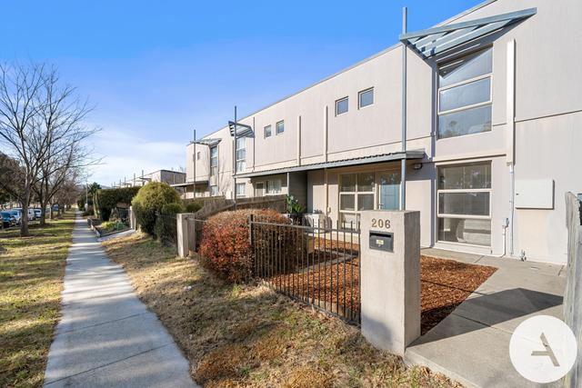 206 Anthony Rolfe Ave, ACT 2912