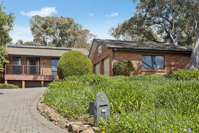 5 Avery Place, ACT 2615