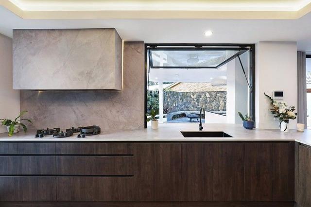 10 Hutchinson Drive, NSW 2519