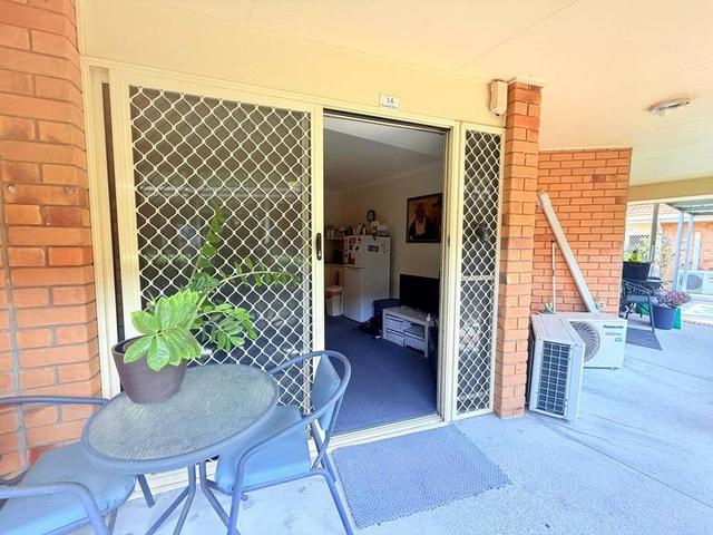 14 & 15/3 Snedden Street, QLD 4205