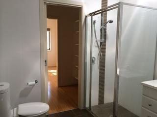 Bathroom (2015-06-13)