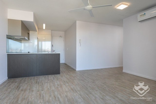 ID:21195734/17 Carl Street, QLD 4102