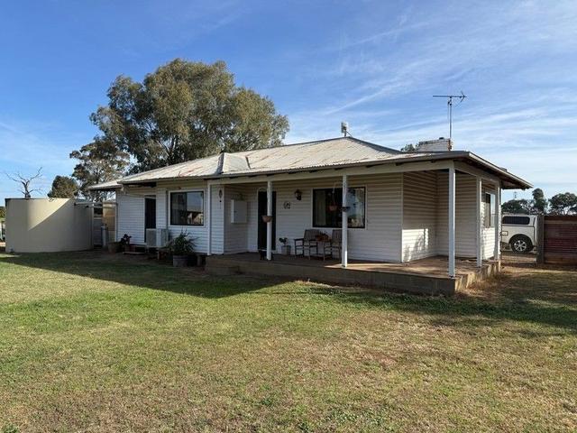 272 Leafs Road, VIC 3638