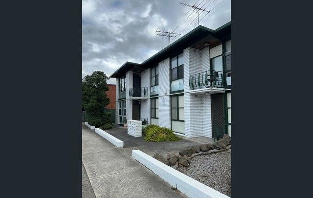 4/2 Allard Street, VIC 3055