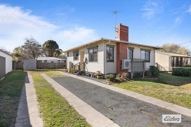 4 Steven Crescent, VIC 3377