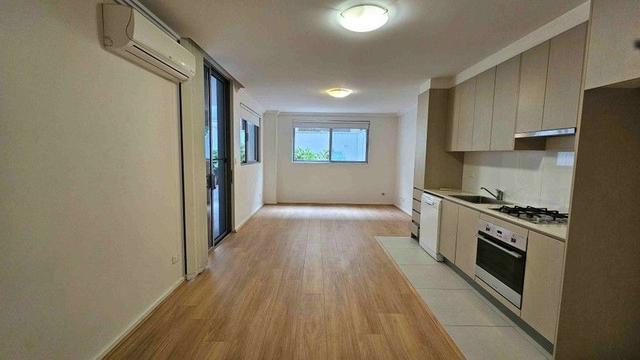 2/11 Hilly St, NSW 2137