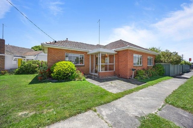 39 Hawthorn Grove, VIC 3355