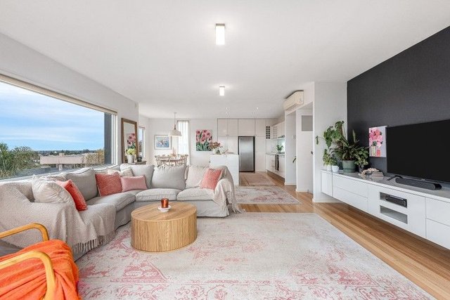 2 Leonard Court, VIC 3216