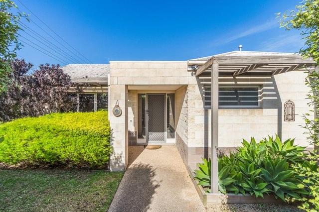 2/17 Queen Street, VIC 3915