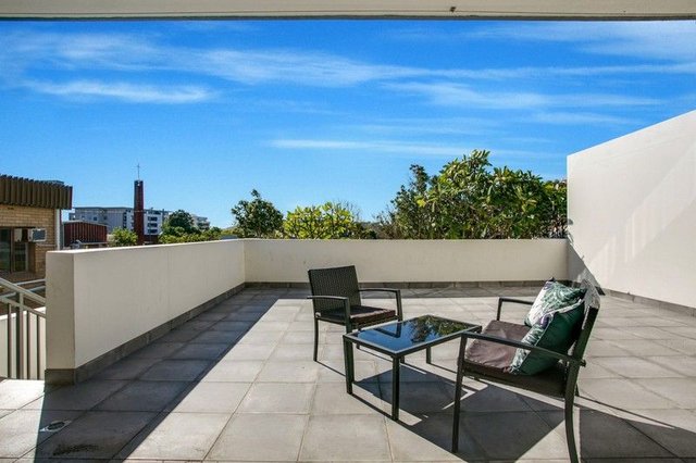6/2-6 Warrigal Street, NSW 2261